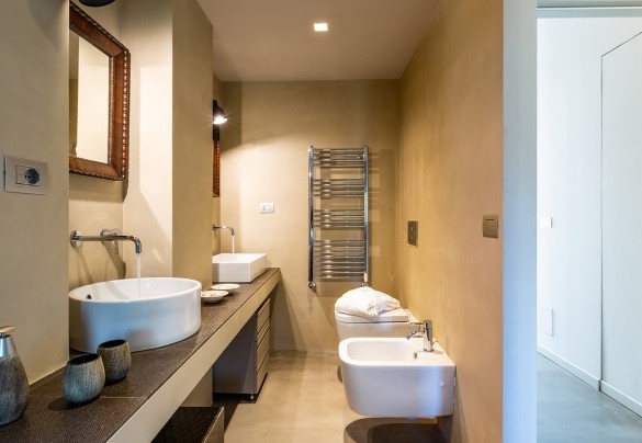 Il bagno en-suite con doccia - Villa Aura