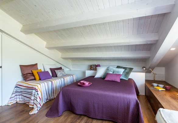 La camera da letto matrimoniale al piano superiore con bagno en-suite - Villa Aura