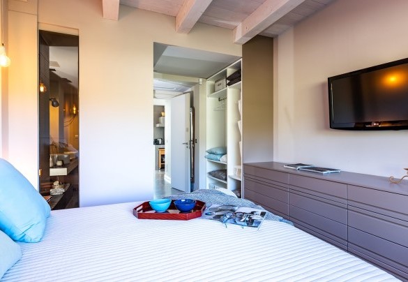 La camera da letto matrimoniale con bagno en-suite - Villa Aura