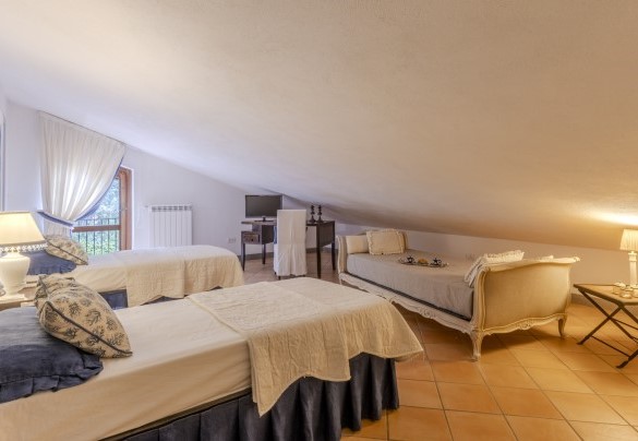 Double bedroom n.4 on the first floor - Villa Bambù