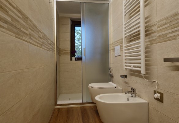 Bagno con doccia n.3 piano terra - Villa Bel Panorama