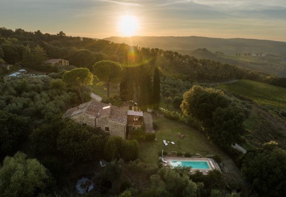 Dalla villa si può godere di uno dei tramonti più suggestivi della Toscana – Villa Bel Panorama 