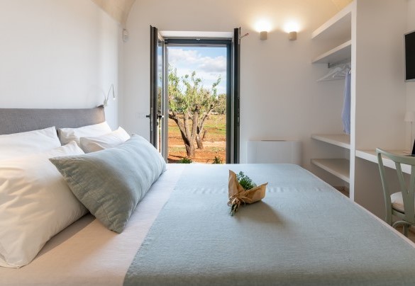 Independent suite with king-size bed - Villa Belkis