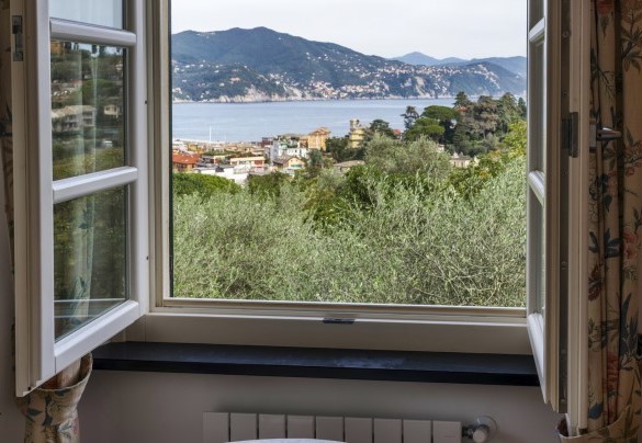 La splendida vista dalla finestra della cucina al primo piano - Villa Bellavista