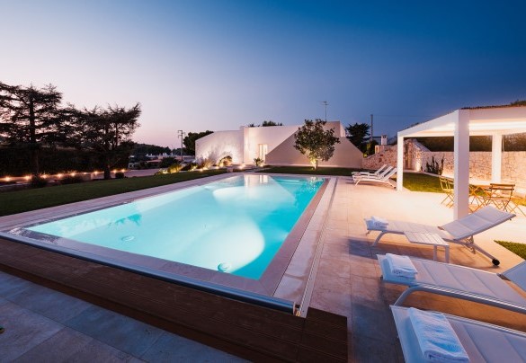 The direct accesses to the surrounding park - Villa Bellina