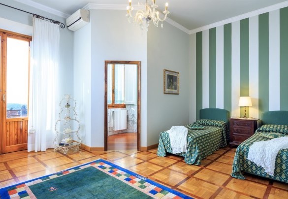 Twin bedroom (with joinable beds) n.3 on the second floor - Villa Beltrami 