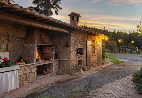bbq in muratura e forno a legna - Villa Beltramonto