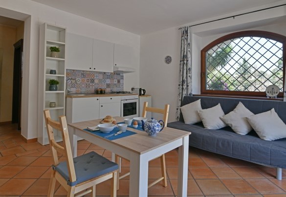 Il living nel mini appartamento al piano inferiore -Villa Biddizza