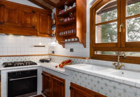 La cucina abitabile in muratura – Villa Binetti
