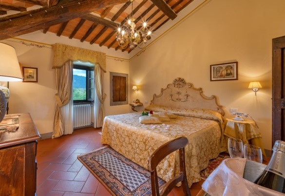 Camera matrimoniale (letto divisibile) n.10 al primo piano - Villa Borgo San Pietro 