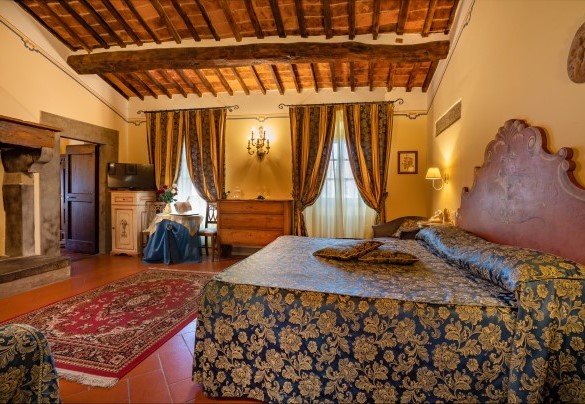 Camera matrimoniale (letto divisibile) n.9 al primo piano - Villa Borgo San Pietro 