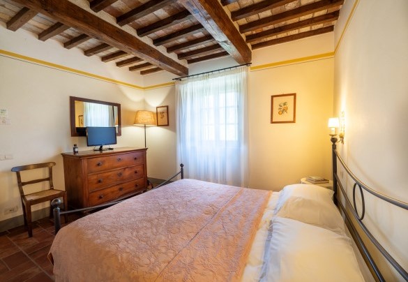 Camera matrimoniale n.20 in unità 5 - Villa Borgo San Pietro 