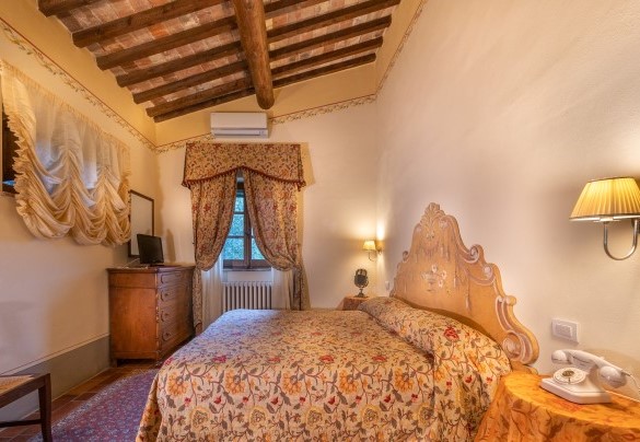 Camera matrimoniale (letto divisibile) n.11 in unità 1 - Villa Borgo San Pietro 