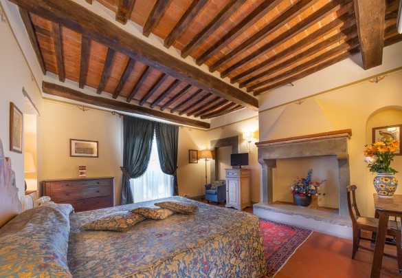 Camera matrimoniale (letto divisibile) n.8 al primo piano - Villa Borgo San Pietro 