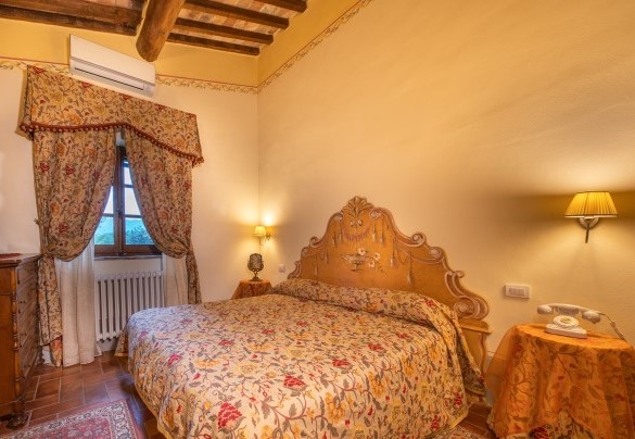 Camera matrimoniale (letto divisibile) n.11 in unità 1 - Villa Borgo San Pietro 