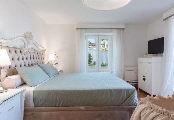 Double bedroom n.3, basement floor - Villa Callari