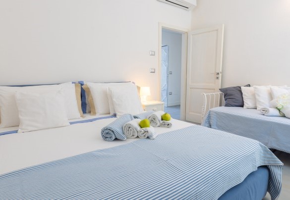 Double bedroom n 2 - Villa Calypso