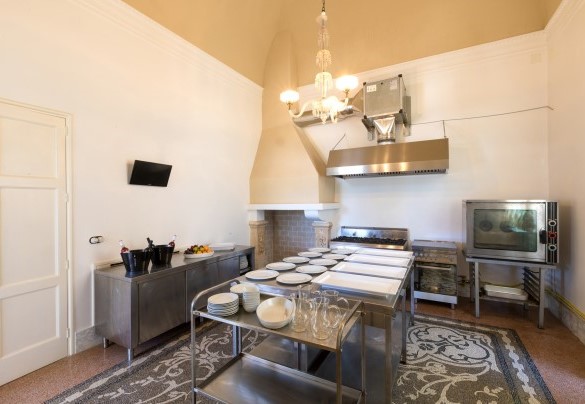 Large and functional professional kitchen. Villa Capozza