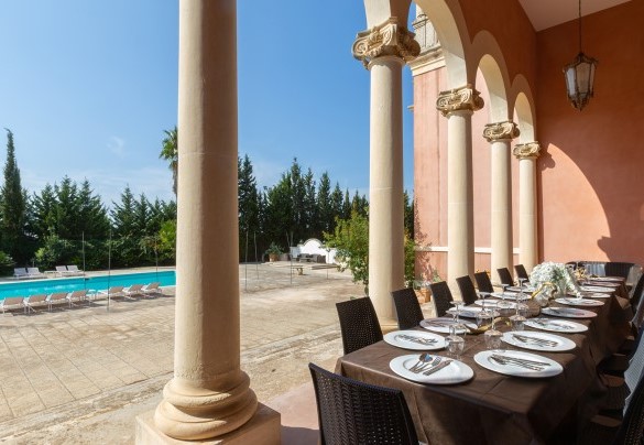 The table under the porch. Villa Capozza