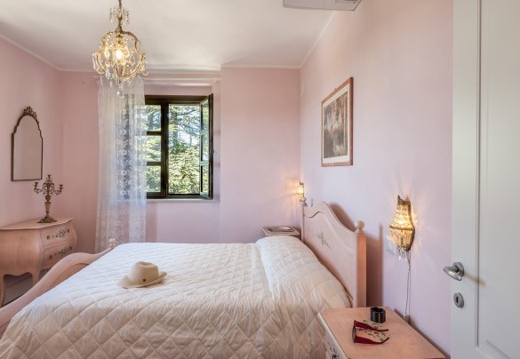 Double bedroom of suite n.4 - Villa Cappelletti