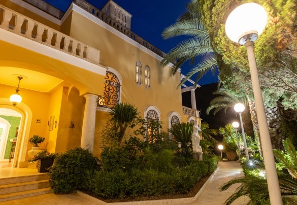 The villa is located in a residential area but enjoys absolute privacy and tranquility – Villa Carina