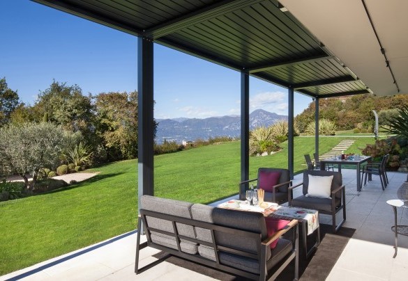 Zona relax nel portico al piano terra - Villa Casaliva