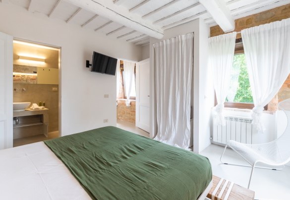 The charming master bedroom on the first floor - Villa Casanostra