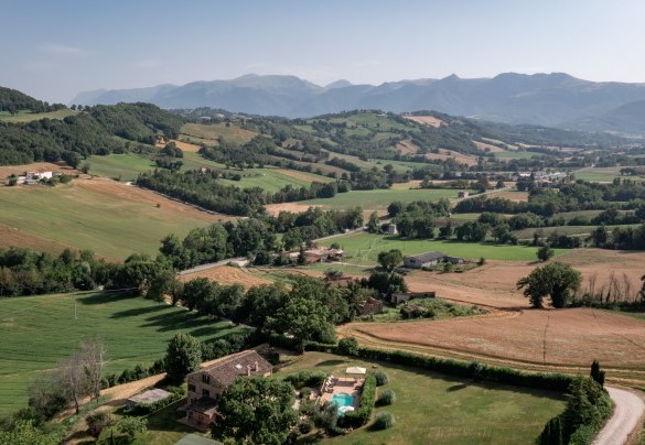 The wonderful panoramic position on the surrounding hills - Villa Casanostra