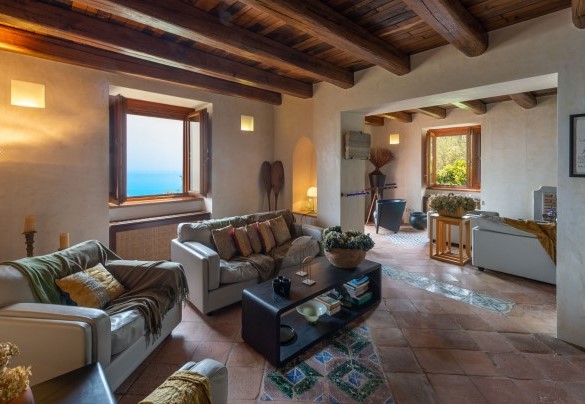 VILLA CASAROSSA NUMERO UNO 6 - Interni 1