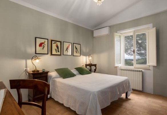 Camera matrimoniale con bagno privato al primo piano - Villa Caterina