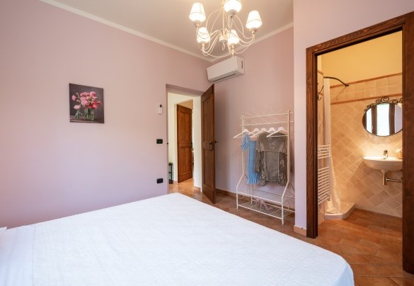 The double bedroom n.4 on the first floor - Villa Cherubini 