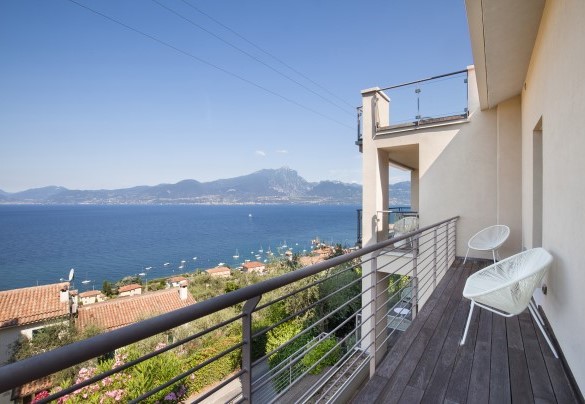 Lake view from the balcony - Villa Claudia