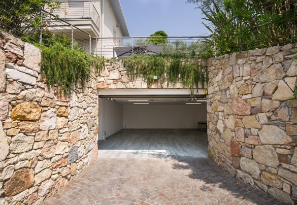 Garage access - Villa Claudia