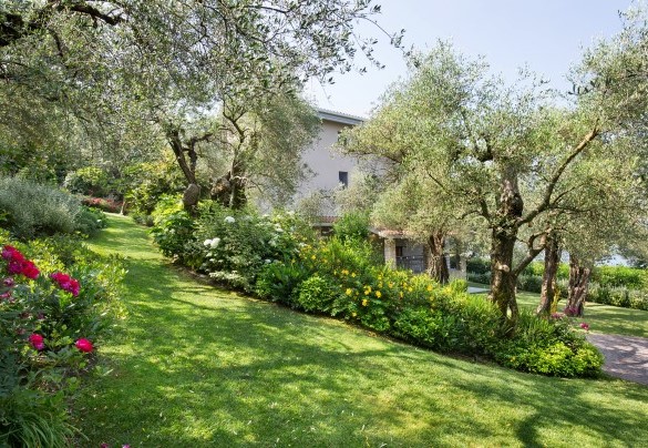 Garden views - Villa Claudia