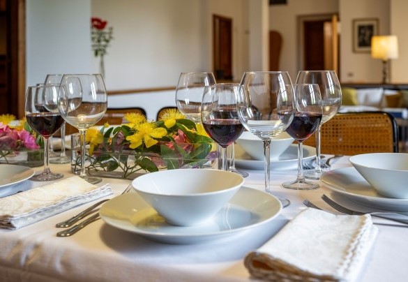 Detail of the prepared table - Villa Collegigliato
