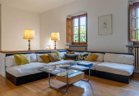 Living room on the first floor - Villa Collegigliato