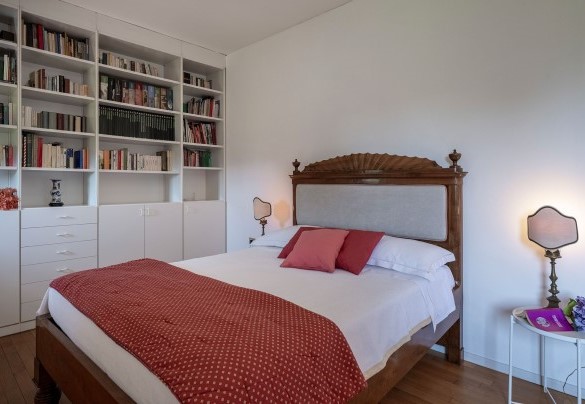 Double bedroom no.4 on the first floor - Villa Collegigliato