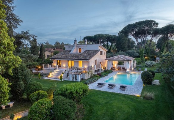 La proprietà nella luce di un poetico tramonto - Villa Corte Sant’Anna