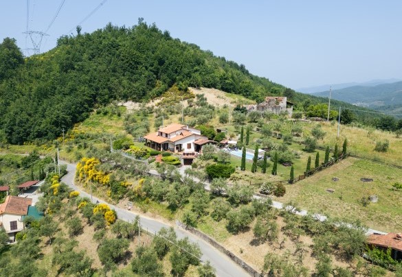  Its position guarantees maximum privacy - Villa Costanza
