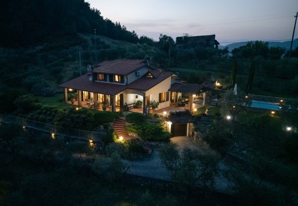 The Villa at sunset - Villa Costanza