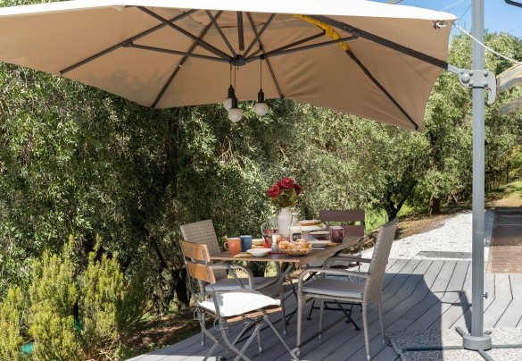 Ideal place for outdoor breakfasts - Villa Cristina