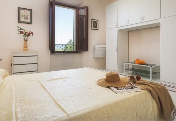 Double bedroom n.8 on the first floor – Villa Croci 
