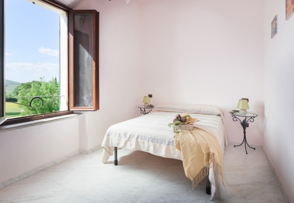 Double bedroom n.6 on the first floor – Villa Croci 