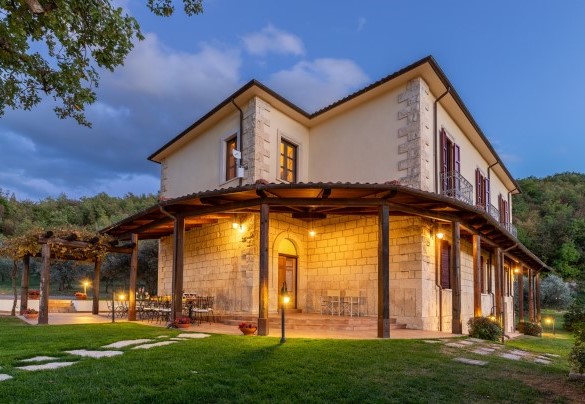 La villa illuminata al tramonto - Villa Cusano