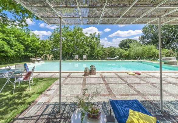 Relaxing by the pool - Villa Deda