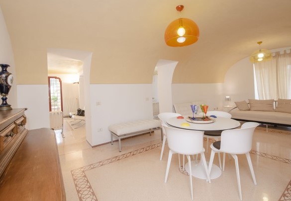 Il secondo soggiorno dell’appartamento grande – Villa dei Glicini 