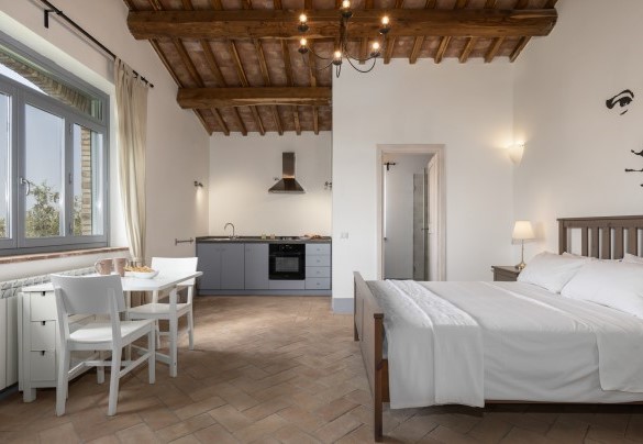 Double bedroom n.4 with kitchenette and en suite bathroom. ANNEX - Villa dei Rosmarini