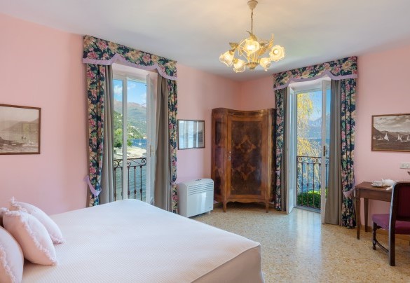 Camera matrimoniale con bagno en-suite - Villa Alba del Lario