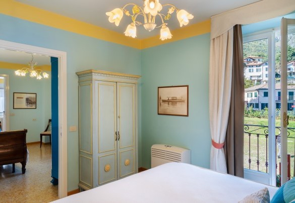 Camera matrimoniale con bagno en-suite - Villa Alba del Lario
