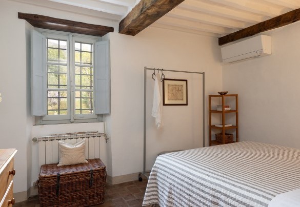 Double bedroom no. 2 on the first floor - Villa Delle Silerchie
